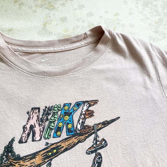 PLS READ Nike Youth Large T Shirt Halloween Mushroom Smiley Face Tree Eyes - Picture 5 of 8